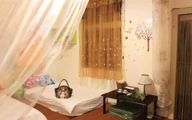 Home Here B & B