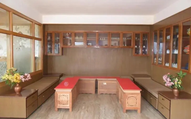 Choda House