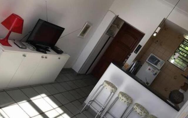 Etours - Novo Quarto Sala em Copacabana