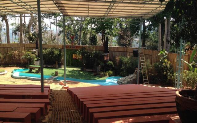 Jungle Environment Survival Training Jest Camp Dormitory