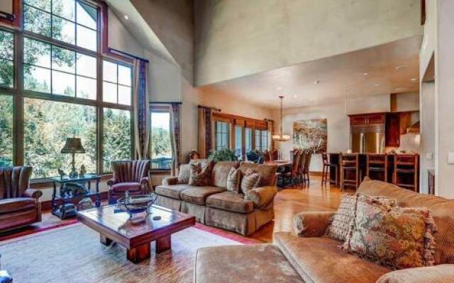 Beaver Creek Villagewalk 55