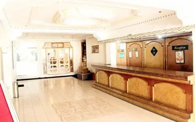 Royal Palace Resort