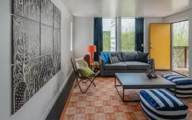 1BR Cargo Container B201 by WanderJaunt