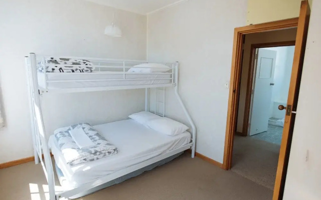 Pounawea Waterfront House