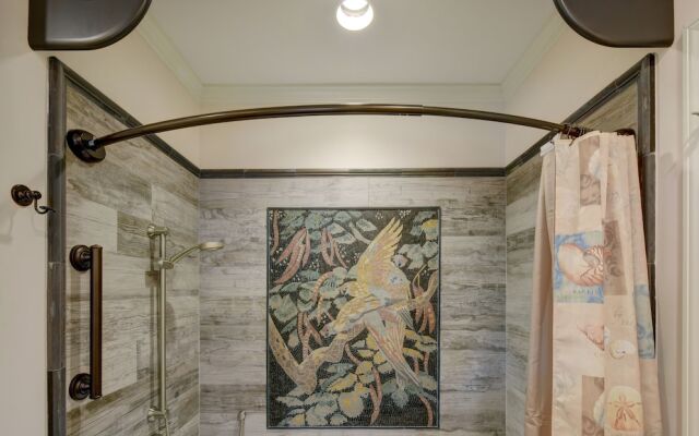 Tree Tops - Hotel Room