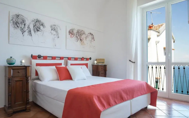 Starhost Vietri sul Mare