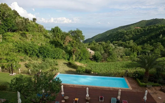 Villa Lupara