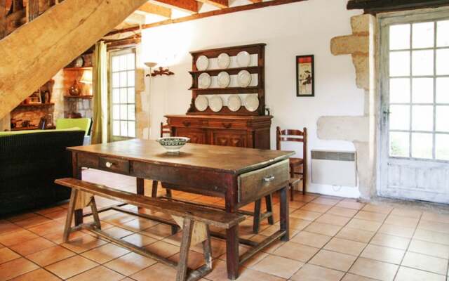 Holiday Home Sauveboeuf