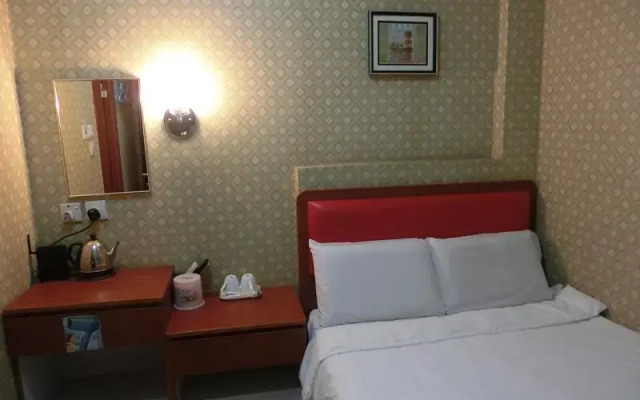 Goldcity Hotel