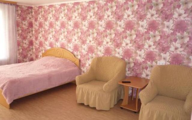 Apartment on Kommunisticheskiy Street