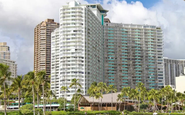 Ilikai 614 - Studio Condo