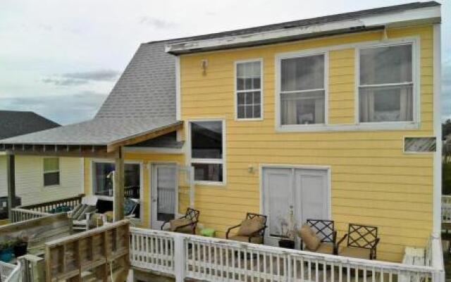 Banana Hammock - 4 Br Home
