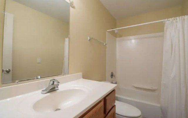 Oak Shores-Oak Shores 128