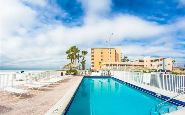 #308 at Sea Breeze - 2 Br condo by RedAwning