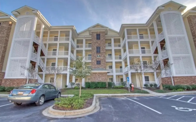 Magnolia Pointe 404 4861 3 Br condo by RedAwning