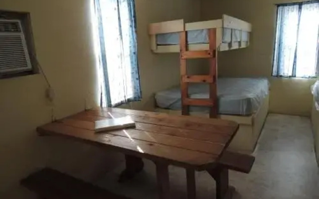 O'Connell's Yogi Bear Studio Cabin 8