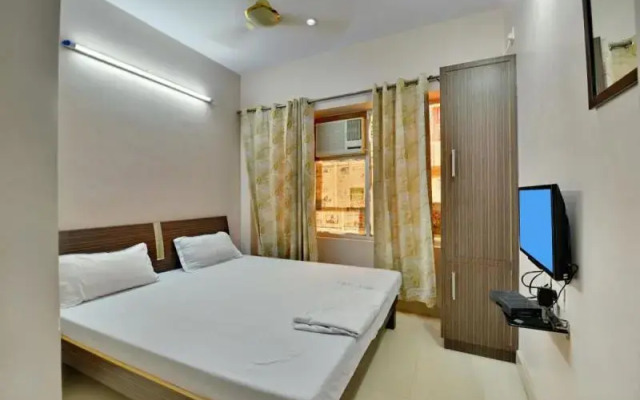 Hotel Shadaab Inn