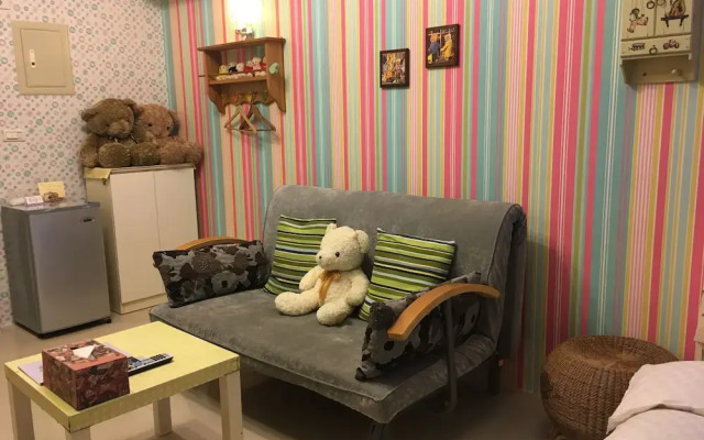 Emma Dora Hotspring B&B-JiaoXi