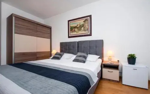 Rooms Ladonja