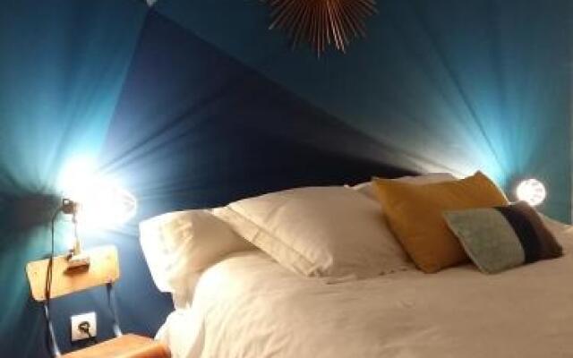 La Maison De La Rive Gauche