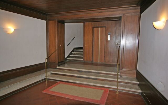 Travel & Stay - Parione