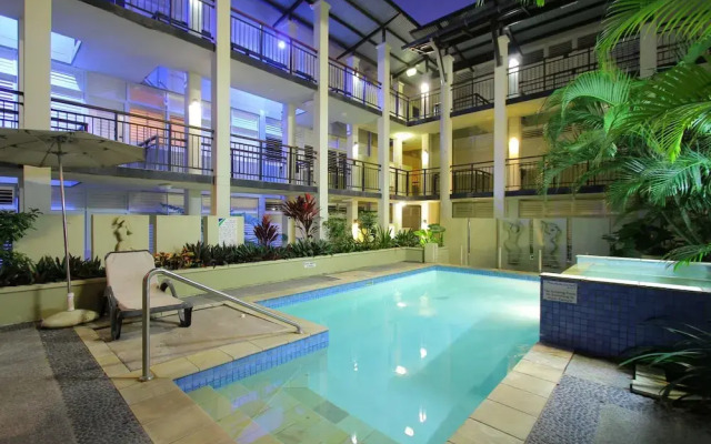 Deluxe Rooftop Paradiso Apartment