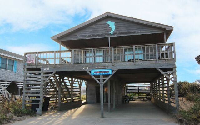 Fitz's Wave Watcher - 4 Br Home