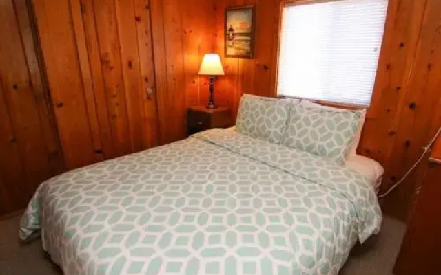 Pacific Peace - 1 Br home by RedAwning