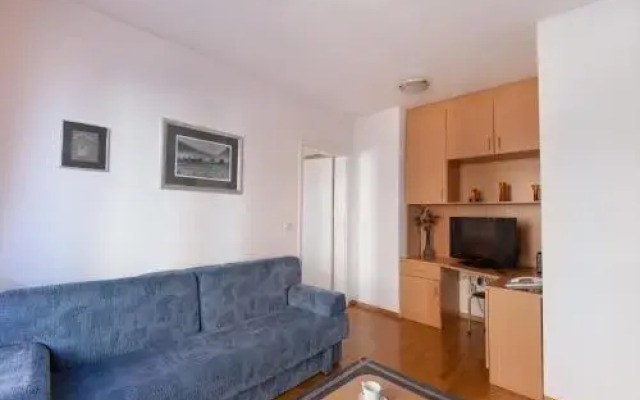 Apartments Kotnikova Tour As