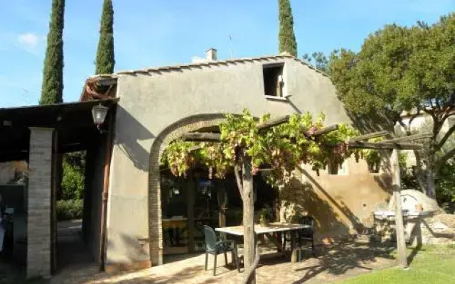 Borgo Di Ceri B&B