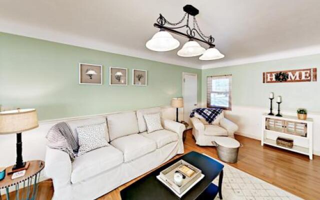 20th St West - 3 Br Home