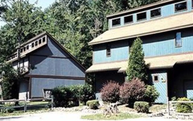 Silverwoods at Treasure Lake