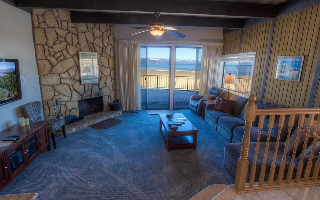 Wonderful Tahoe Keys Lakefront Home by RedAwning