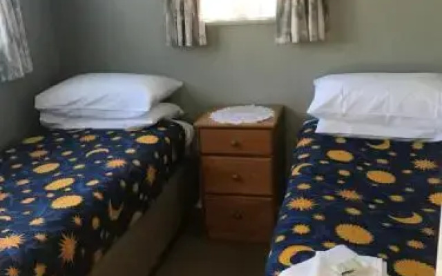 New Windsor Lodge & Caravan Park