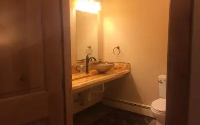 Fishhook Sunrise Bed and Breakfast