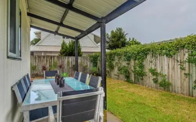 Sunny Coast Shack Pet Friendly Houses