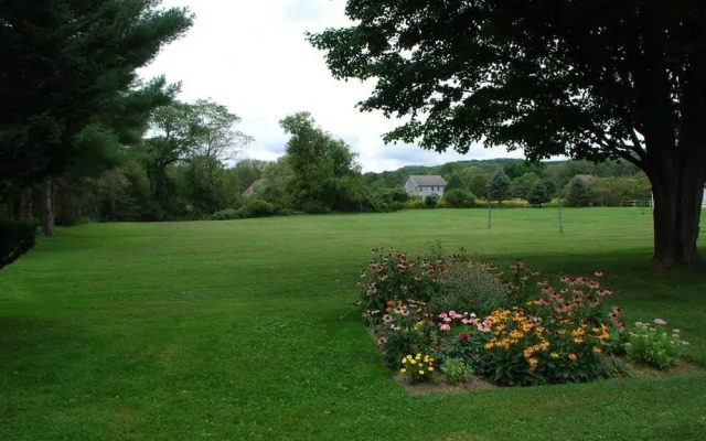 Apple Villa Cooperstown