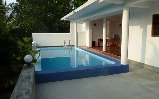 Malwatta Hotel Bentota