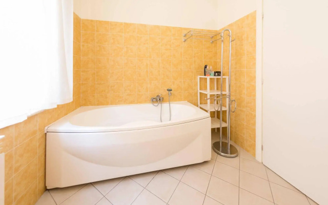 Dietro Piazza Apartments