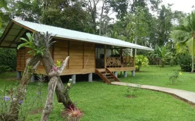 Passion Fruit Lodge