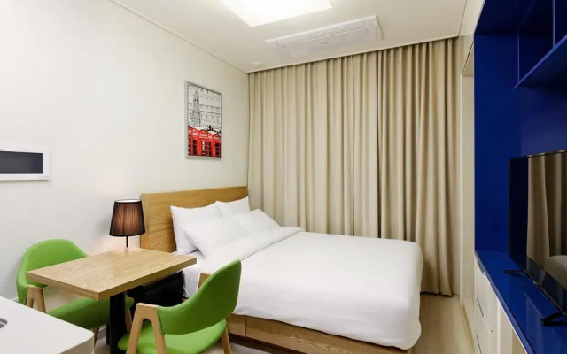 Residence-Hi (Serviced Apartment)?