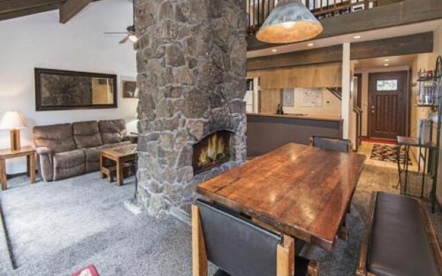 Landrise 10 - 3 Br home by RedAwning