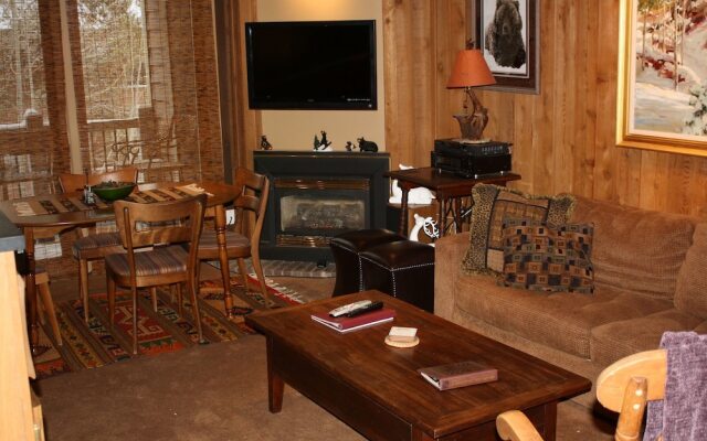 Miners Candle 3 By Peak Property Management