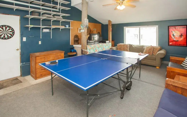 Dancing In The Moonlight - 6 Br Home
