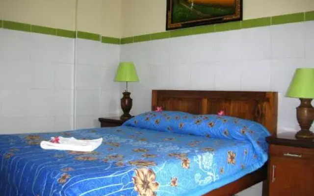 Sayang Beach Lodging