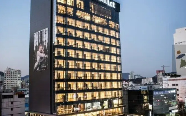 Masan Riviera Tourist Hotel
