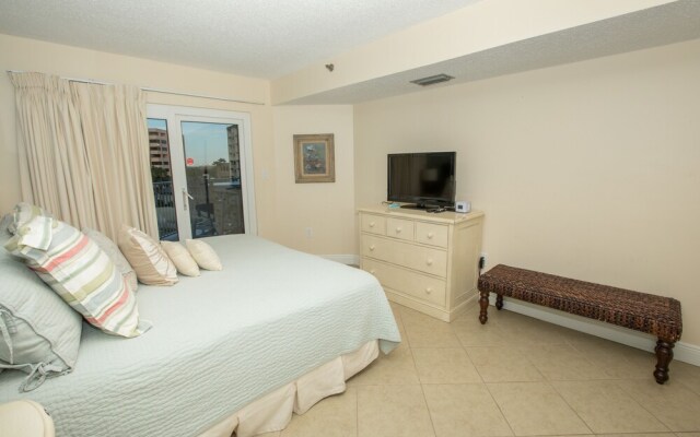 Inlet Reef 210 2 Bedroom Condo by RedAwning