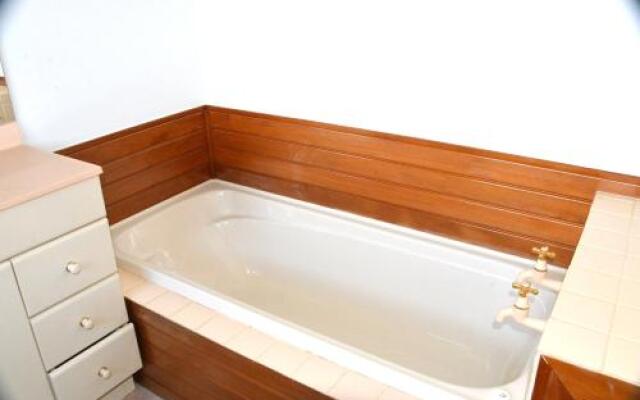 20 De Surville Road - Carrington Estate