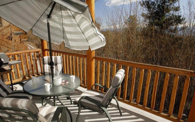 Chicamon Springs Lodge