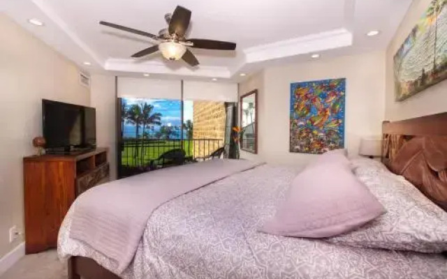 Kauhale Makai 434, 2 Bedroom, 2 Bathroom Oceanfront Condo, Pool